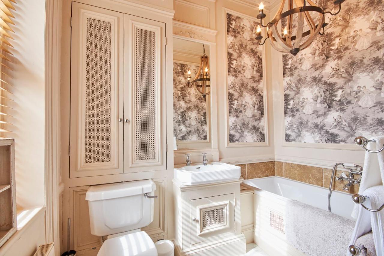 The Stunning French Boudoir Of Harrogate Apartamento Exterior foto